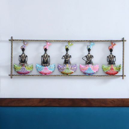 Decorative 5 Safa Man Multicolour Iron Wall Art by decorum